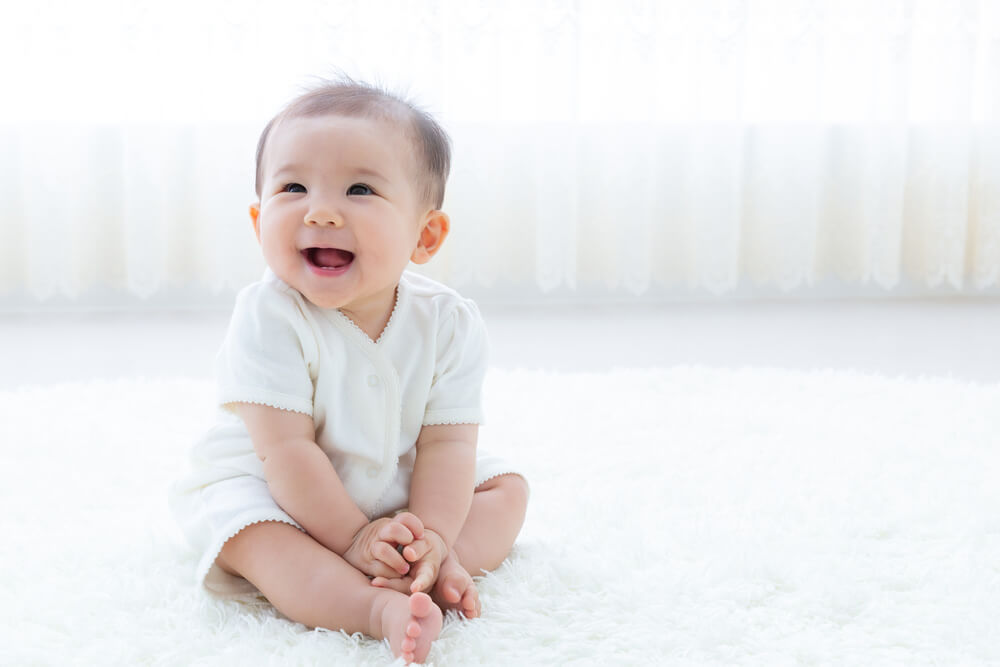 赤ちゃんの一年 前編 0~6カ月 (姿勢と運動の発達 前編0~6ヶ月